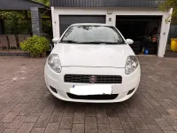 Gebraucht Fiat Grande Punto 77 PS (56 kW) 2009 Weiß Kleinwagen