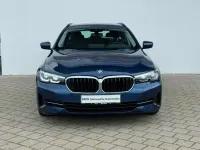 Gebraucht BMW 520 Sport Line 190 PS (139 kW) 2023 Phytonicblau metallic Kombi