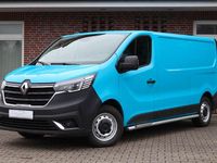Usado Renault Trafic 150 CV (110 kW) 2022 Azul Monovolumen