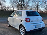 Gebraucht Smart ForFour Electric Drive 60 kW (82 PS) 2018 Weiß Kleinwagen