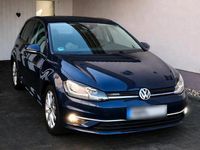 Gebraucht VW Golf VII Join 131 PS (96 kW) 2018 Blau Limousine