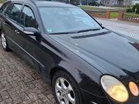 Gebraucht Mercedes E320 224 PS (164 kW) 2004 Schwarz Kombi