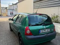 Gebraucht Renault Clio 75 PS (55 kW) 2001 Grün Limousine
