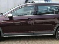 Gebraucht VW Passat Alltrack 220 PS (161 kW) 2018 Rot Kombi