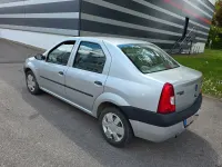 Używany Dacia Logan 75 KM (55 kW) 2008 Srebrny Sedan/Limuzyna