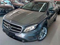 gebraucht Mercedes GLA250 4Natic DCT Exklusivpaket, Navi