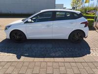 Gebraucht Hyundai i20 Select 101 PS (74 kW) 2021 Weiß Kleinwagen