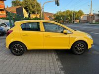 Używany Opel Corsa Edition 80 KM (58 kW) 2008 Żółty Hatchback