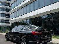 Gebraucht BMW 730L Executive 265 PS (194 kW) 2017 Schwarz Limousine