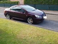 Gebraucht Peugeot 307 CC 136 PS (100 kW) 2004 Rot metallic Cabrio