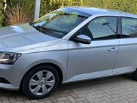 Gebraucht Skoda Fabia 60 PS (44 kW) 2017 Silber Limousine