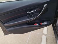 Gebraucht BMW 318 143 PS (105 kW) 2012 Limousine