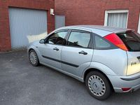 Gebraucht Ford Focus 100 PS (73 kW) 2003 Grau Kleinwagen