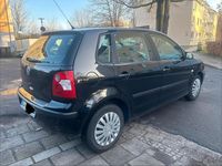 Gebraucht VW Polo 54 PS (39 kW) 2003 Schwarz Kleinwagen