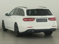 Gebraucht Mercedes E300 AMG 194 PS (142 kW) 2022 Polarweiss uni Kombi
