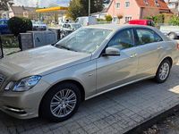 Gebraucht Mercedes E220 Elegance 170 PS (125 kW) 2011 Beige Limousine