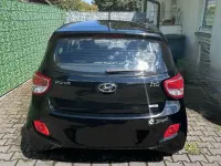 Gebraucht Hyundai i10 Edition 87 PS (63 kW) 2015 Schwarz Kleinwagen