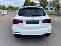 Gebraucht Mercedes GLC220 AMG line 194 PS (142 kW) 2019 Weiß SUV