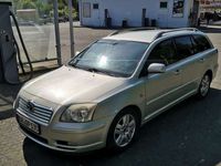 gebraucht Toyota Avensis 1.8 Combi linea sol