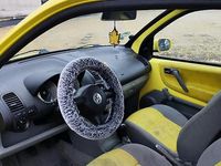 Brugt VW Lupo 50 HK (36 kW) 2002 Gul Hatchback