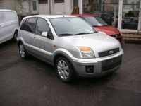 Gebraucht Ford Fusion 101 PS (74 kW) 2006 Silber Limousine