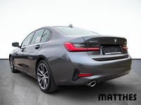 Gebraucht BMW 320 Sport Line 184 PS (135 kW) 2022 Grau Limousine