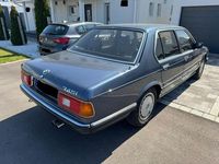 Occasion BMW 745 Executive 252 ch (185 kW) 1986 Bleue Berline