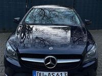 Gebraucht Mercedes CLA180 109 PS (80 kW) 2017 Blau Limousine