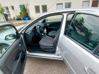 Gebraucht Ford Mondeo 125 PS (91 kW) 2001 Silber Limousine