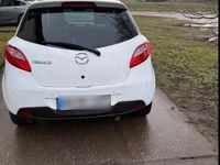 Second-hand Mazda 2 85 CP (62 kW) 2012 Alb Hatchback