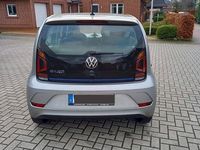 Gebraucht VW e-up! 61 kW (83 PS) 2021 Silber Kleinwagen