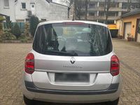 Gebraucht Renault Modus 60 PS (44 kW) 2009 Silber Van / Kleinbus