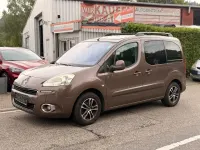 Gebraucht Peugeot TePee Family 111 PS (81 kW) 2012 Limousine