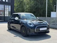 Gebraucht Mini Cooper SE Classic 135 kW (184 PS) 2023 Schwarz Kleinwagen