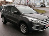 Second-hand Ford Kuga 182 CP (133 kW) 2017 Gri SUV