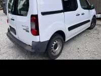 Gebraucht Peugeot Partner Avantage 99 PS (72 kW) 2016 Weiß Van / Kleinbus