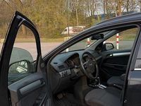 Gebraucht Opel Astra 120 PS (88 kW) 2010 Schwarz Kombi
