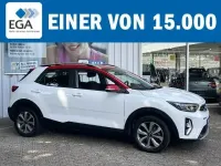 Używany Kia Stonic 101 KM (74 kW) 2022 Biały SUV