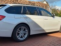gebraucht BMW 318 d Touring Sport Line - Pano; HUD; A'kuppl.