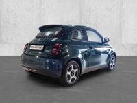 Gebraucht Fiat 500e Action 69 kW (95 PS) 2023 Colore esterno (ozean grün) Kleinwagen