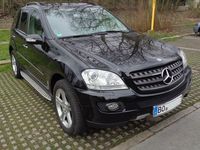 Gebraucht Mercedes ML320 305 PS (224 kW) 2006 Schwarz metallic SUV