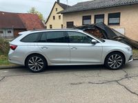 Second-hand Skoda Octavia First Edition 150 CP (110 kW) 2021 Argintiu Break