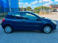 Gebraucht Renault Clio 65 PS (47 kW) 2006 Blau Kleinwagen