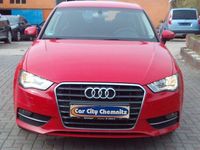 Gebraucht Audi A3 Ambiente 122 PS (89 kW) 2013 Rot Limousine
