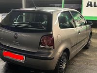 Gebraucht VW Polo 54 PS (39 kW) 2007 Grau Kleinwagen