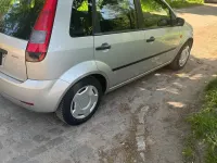 Gebraucht Ford Fiesta 68 PS (50 kW) 2004 Grau Kleinwagen