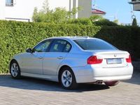 Gebraucht BMW 325 Sport Line 218 PS (160 kW) 2005 Silber Limousine
