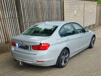 Gebraucht BMW 318 143 PS (105 kW) 2012 Silber Limousine