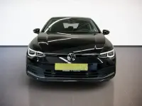 Gebraucht VW Golf VIII Active 150 PS (110 kW) 2023 Schwarz Limousine