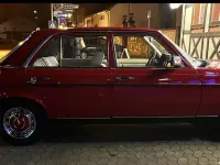 Gebraucht Mercedes 200 94 PS (69 kW) 1978 Rot Limousine